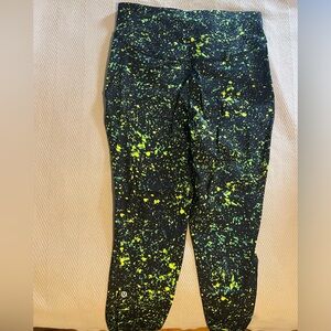 Lululemon - Base Pace High-Rise Tight 25” - Sparks Fly Multi - Size 12